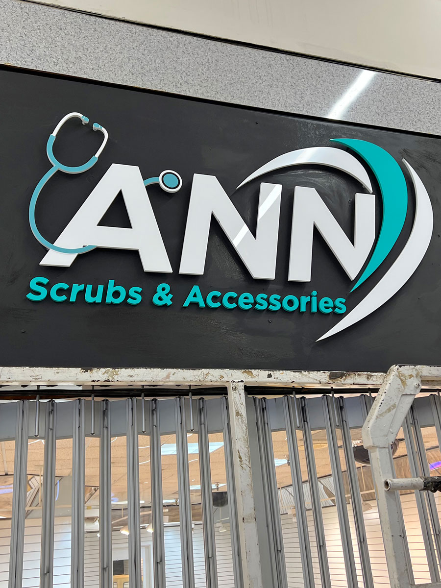 Anne Scrubs Store Header